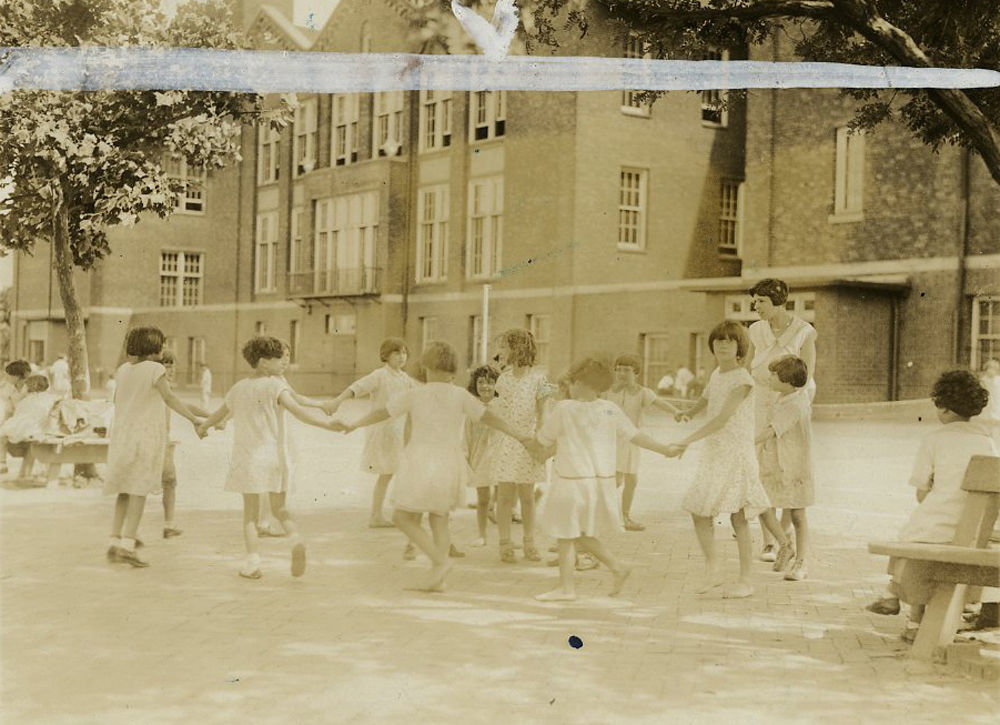 1930: Playground